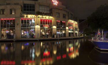 Hard Rock Cafe Amsterdam Dining with Priority Seating