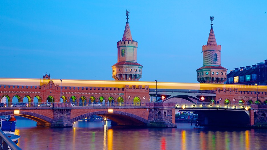 Oberbaumbrucke-Berlin