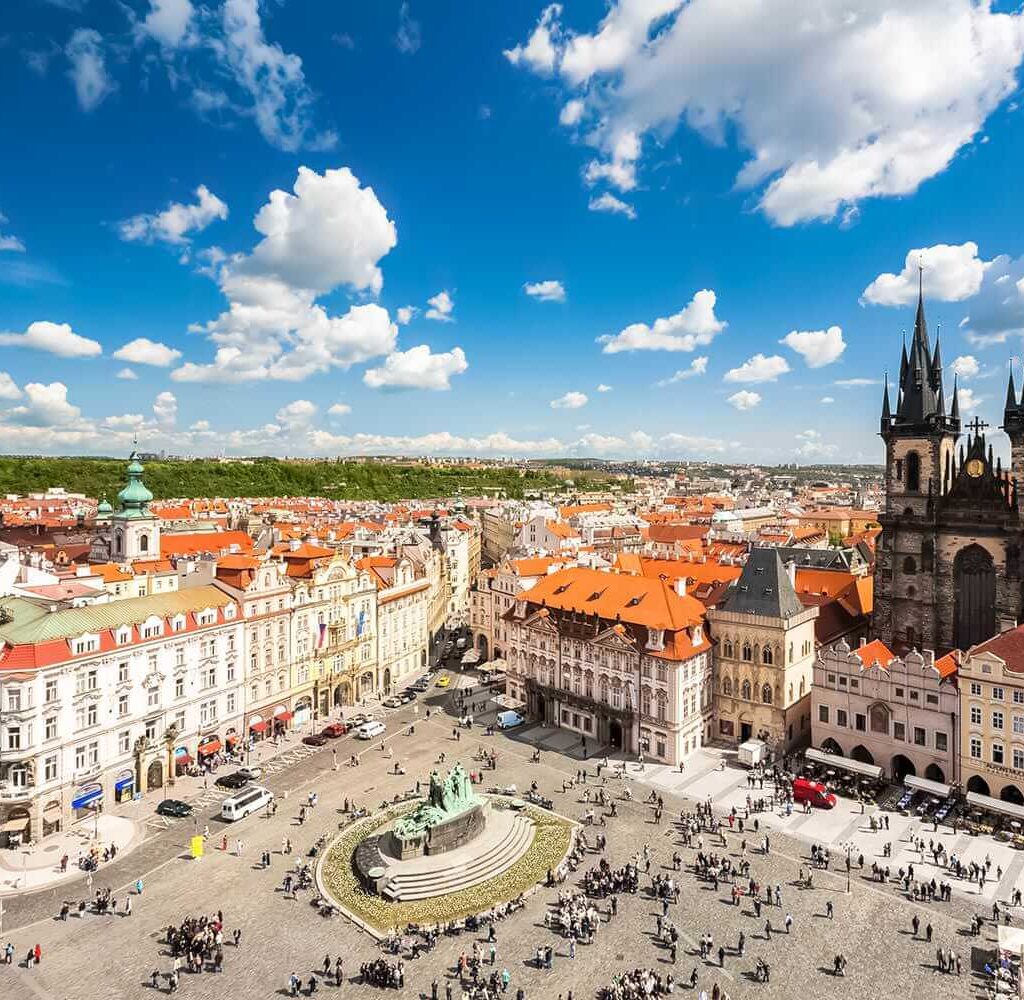 czechia-prague-old-town-square