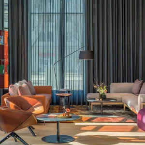 ANDAZ MUNICH SCHWABINGER TOR BY HYATT Andaz Suite Picture3