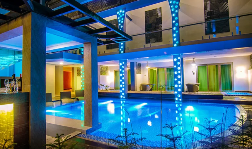 Eloisa Royal Suites