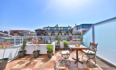 Senatus Hotel – Special Class