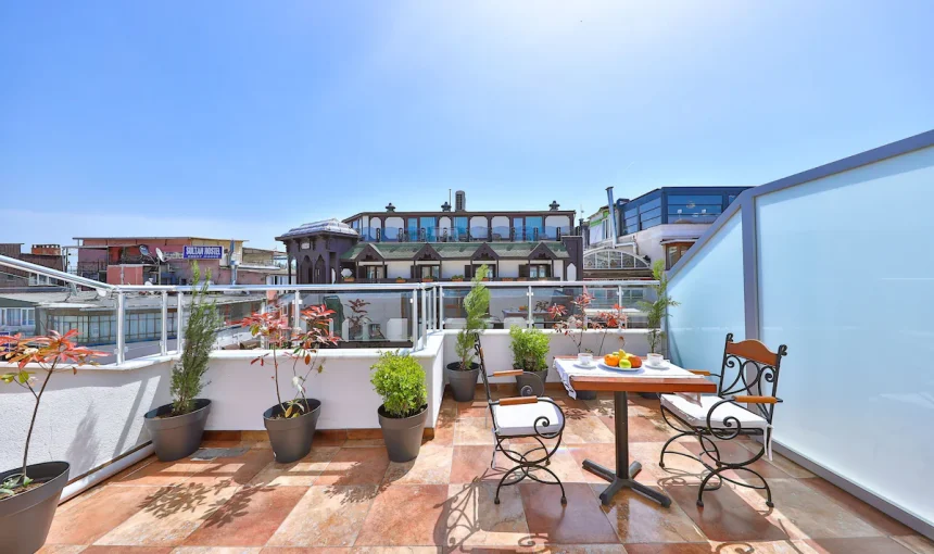 Senatus Hotel – Special Class