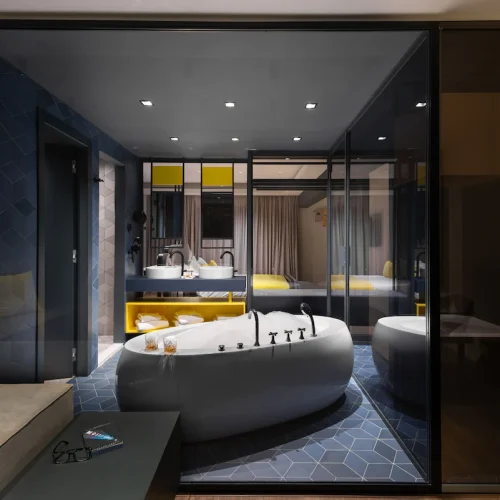 COLORS Hotel Athens